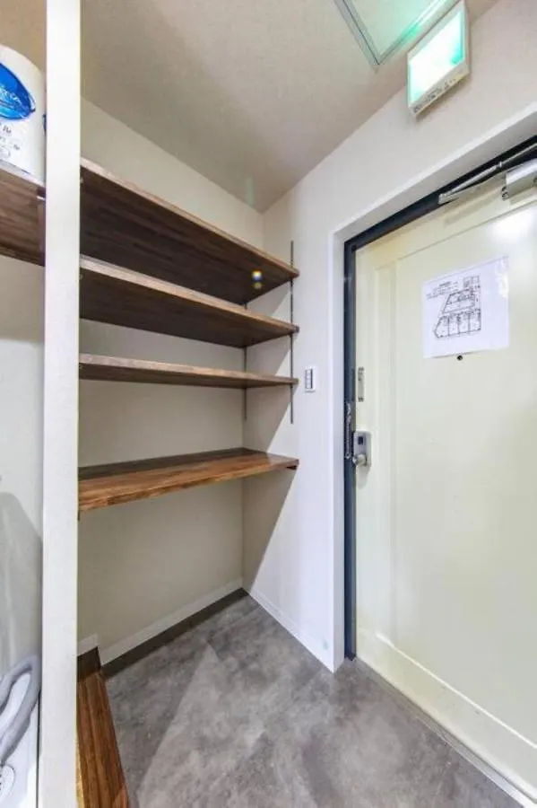 Early Arc Osaka Apartment